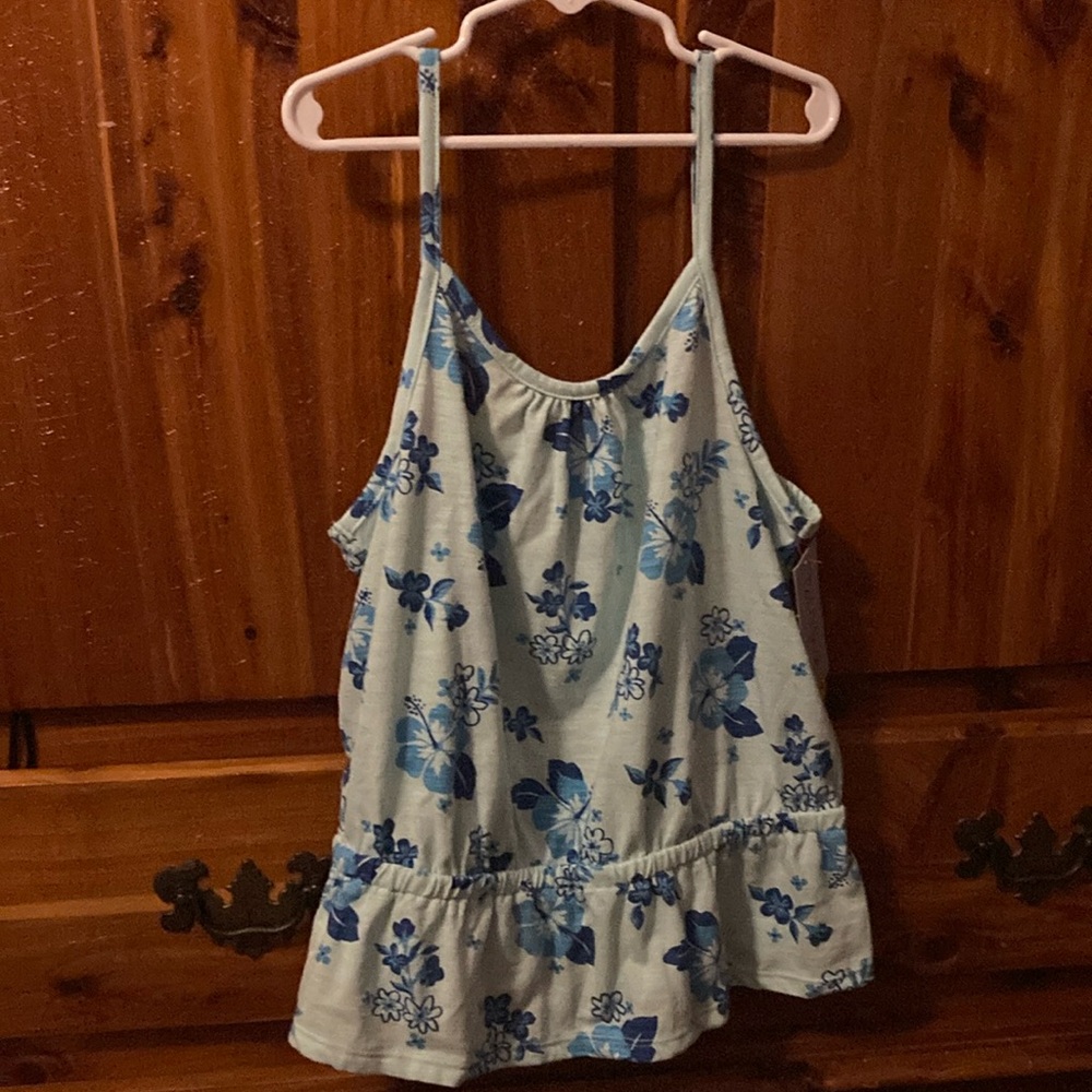 BRAND NEW GIRLS TOP SIZE XL (14)! NWT! SMOKE FREE HOME!